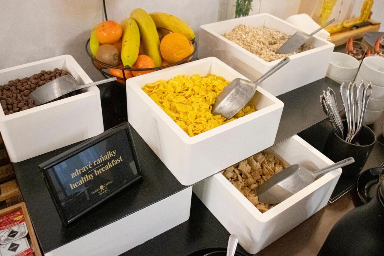 Hotel Capital With Private Wellness นิตรา ภายนอก รูปภาพ